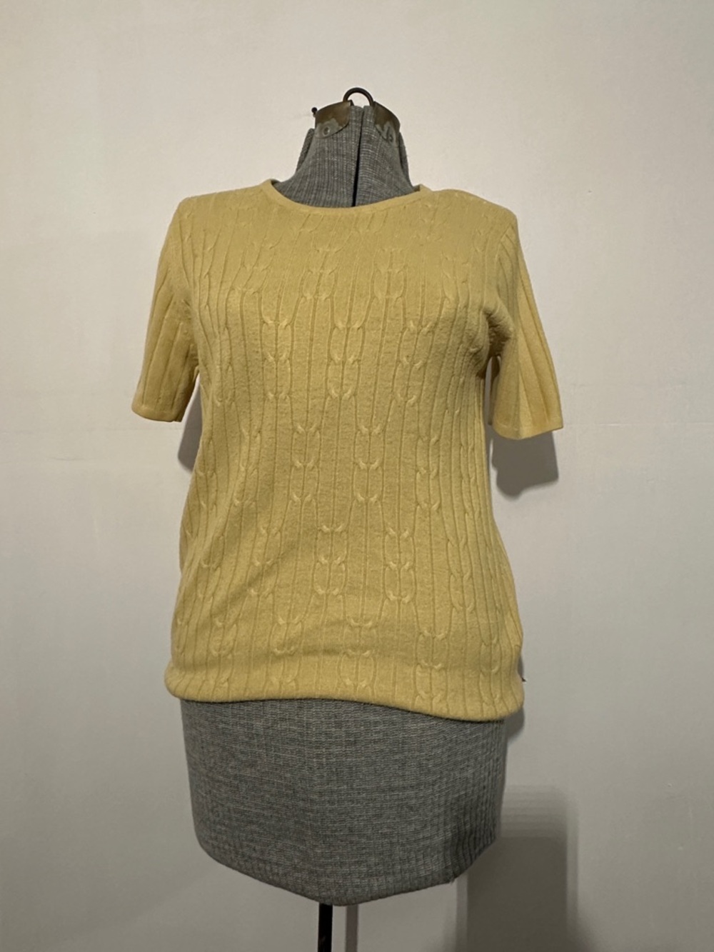 Emma James Vintage Short Sleeve Cable Knit Top in Beige